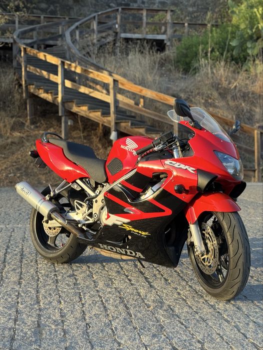 Honda CBR 600 F4