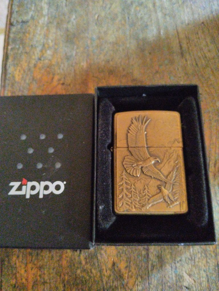 Зажигалка бензиновая Zippo
