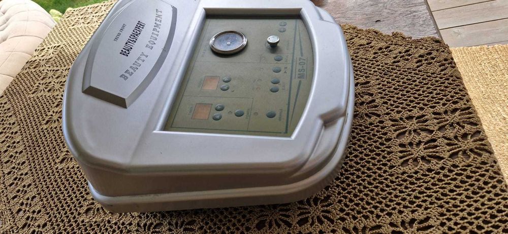 Mikrodermabrazja diamentowa z ultradźwiękami i ciepłem MS07