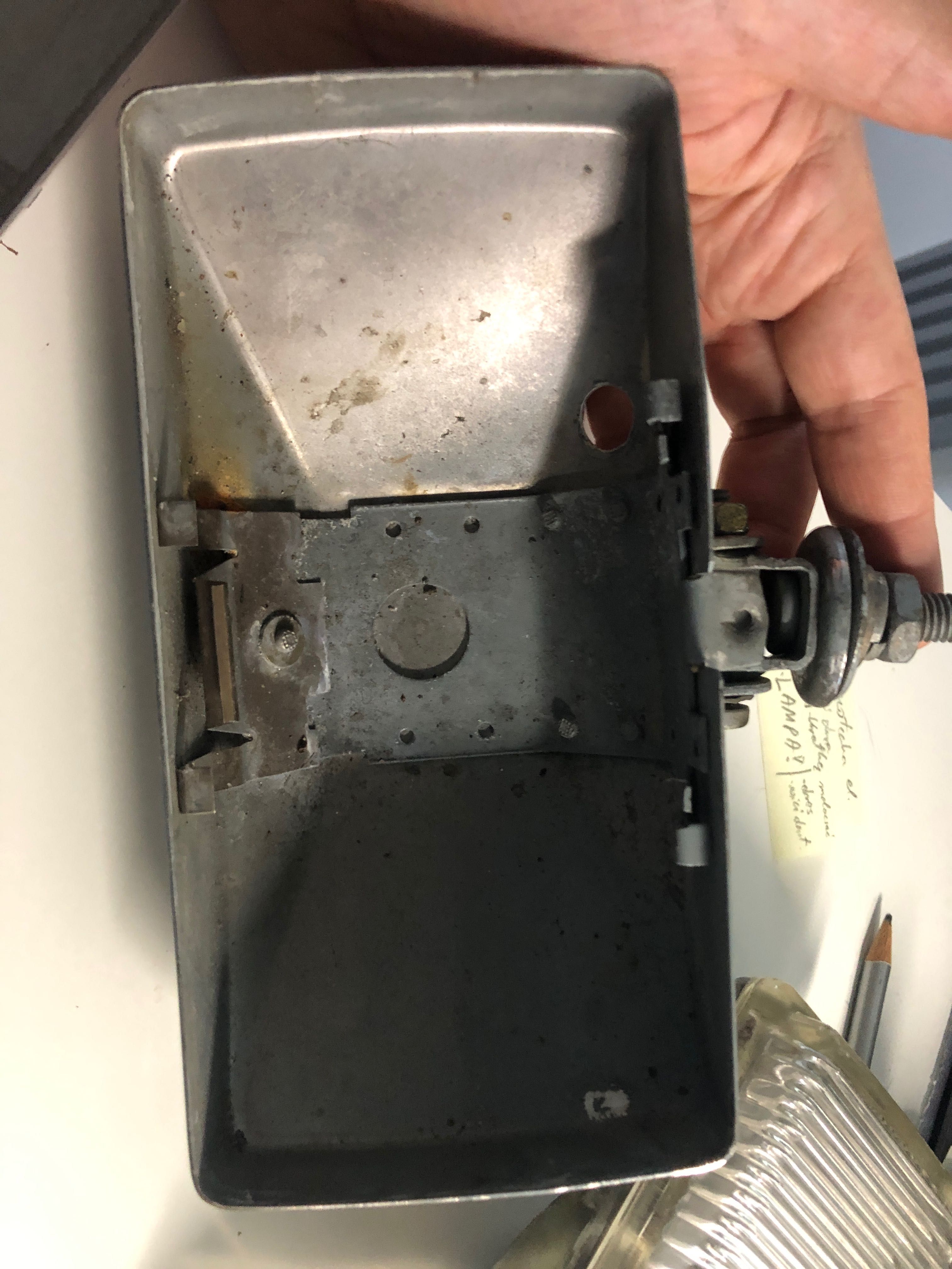 Lampa halogenowa Bosch LE17 13G