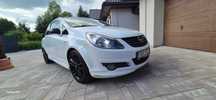 Opel Corsa D 1.4 Benzyna • Black & White Limited Edition