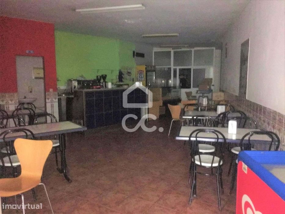 Café - Snack Bar / Restaurante em Tabuadelo
