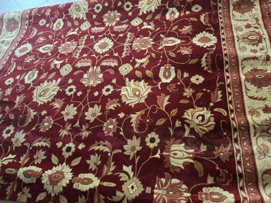 Продаю ковры и остатки коврового покрытия со склада магазина