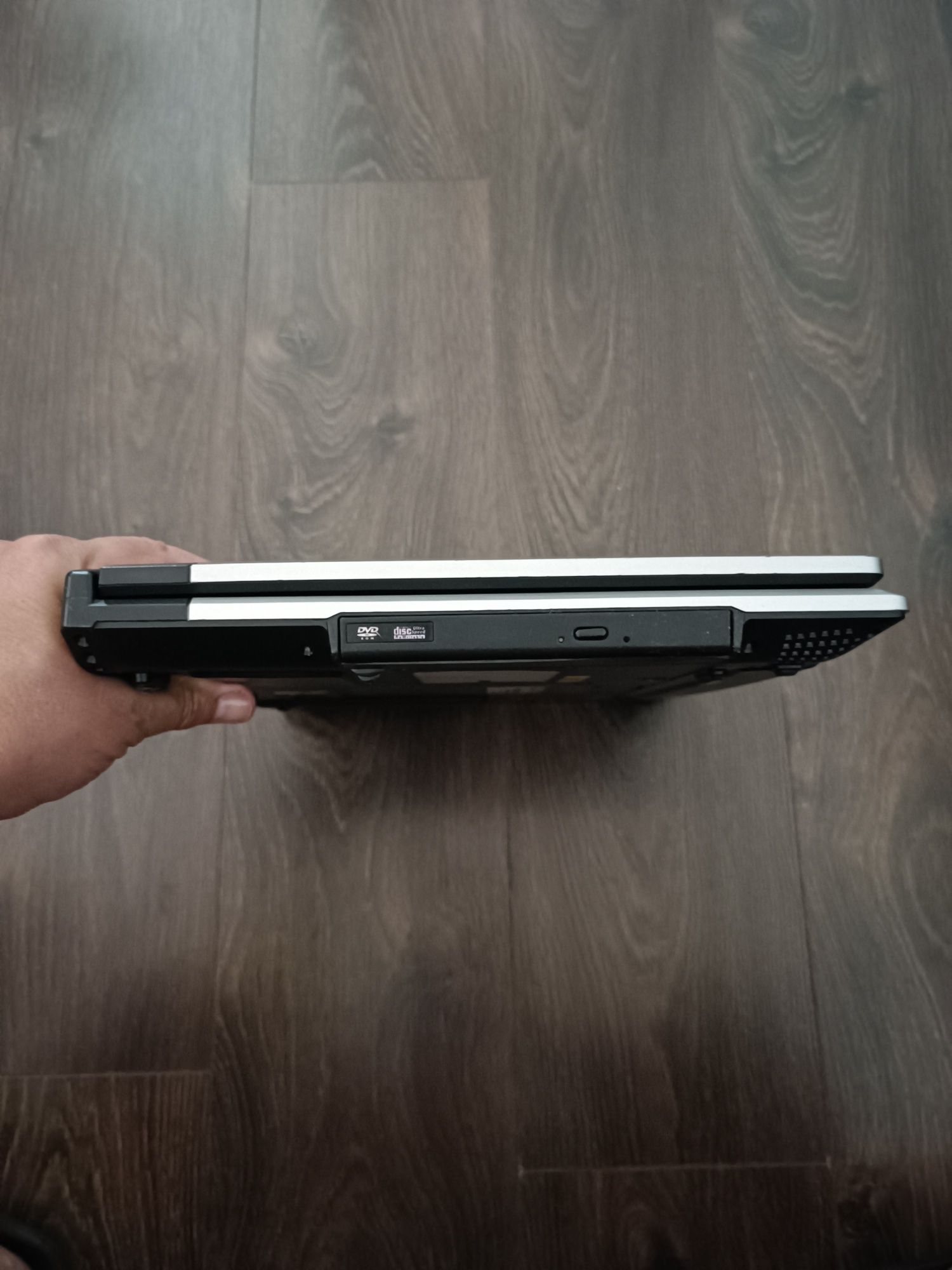 Ноутбук ASUS A6M.