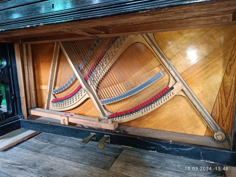 Продам фортепиано