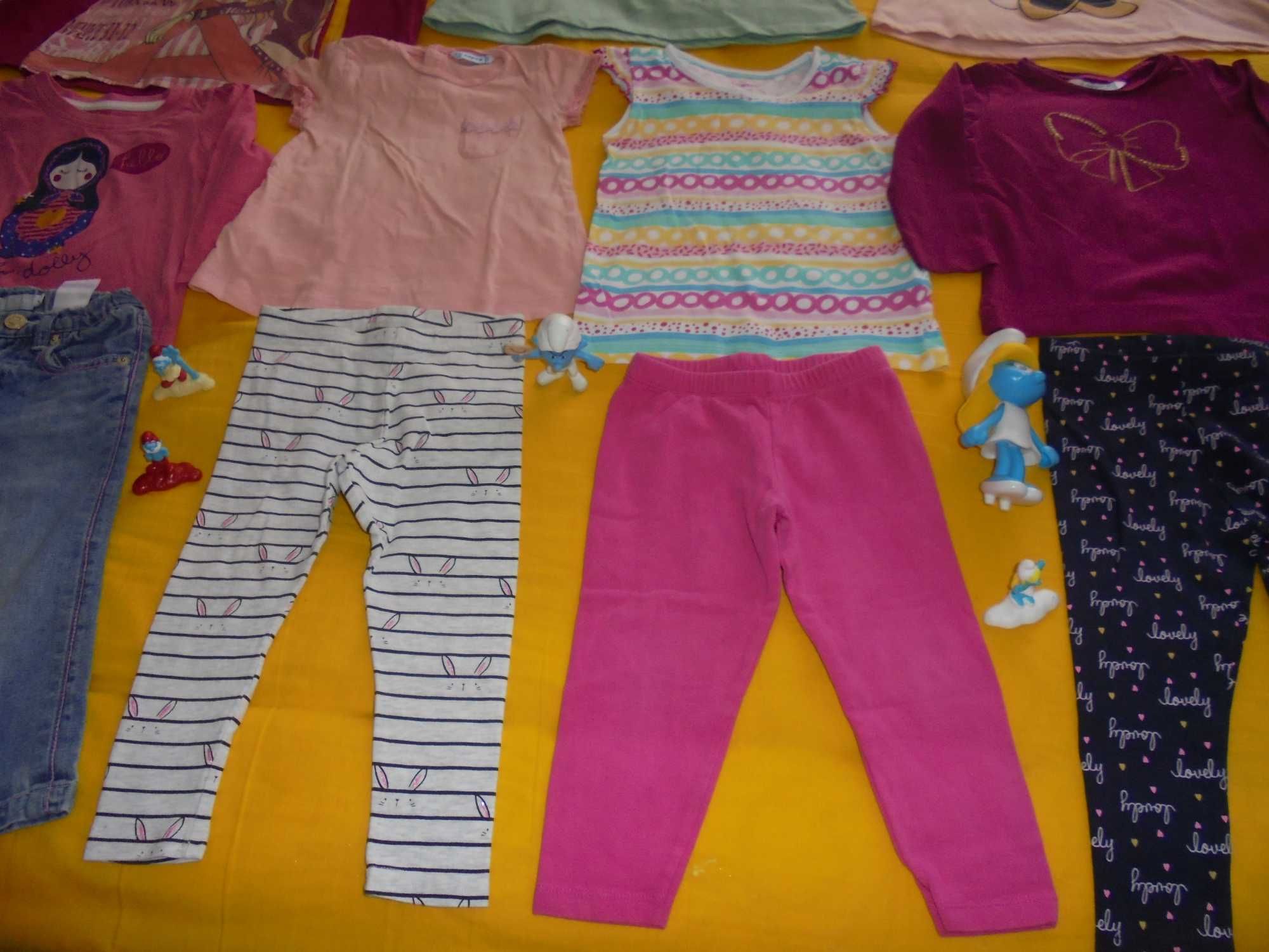 lote de roupa de menina os brinquedos