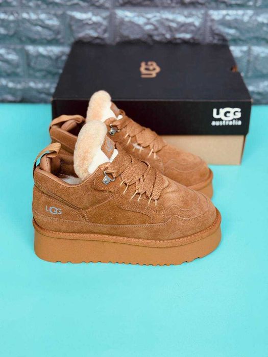 женские зимние кроссовки Ugg Lowmel рыжие высокеи кроссовки на меху