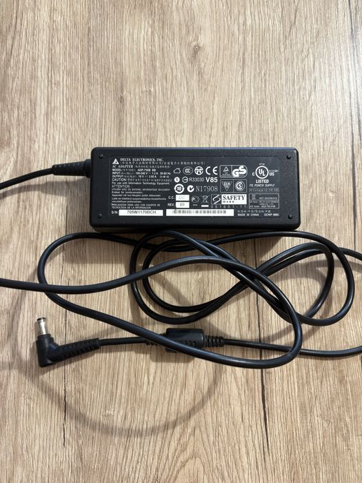 Блок питания для ноутбука Asus 19v 3,95A оригинал