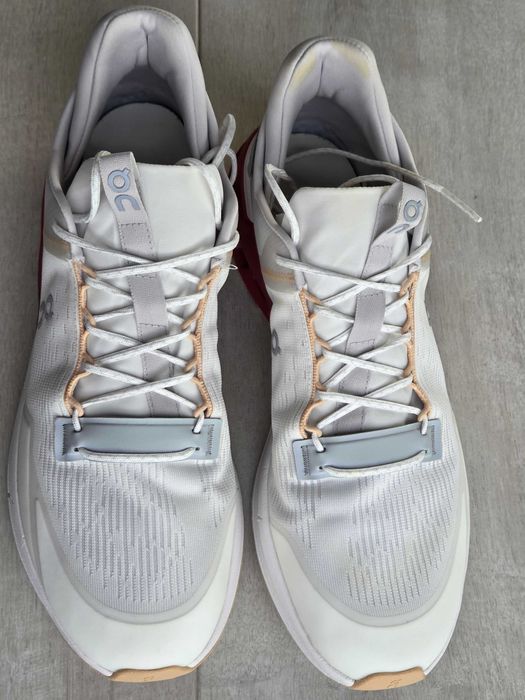 On runners - cloudnova flux rozm 46