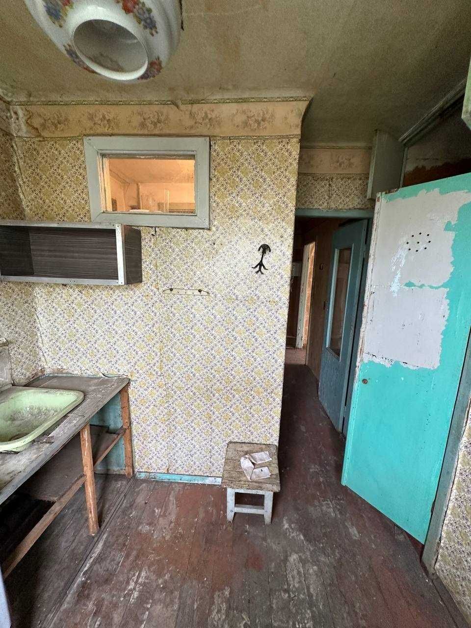 Продам 2к квартиру 41 м2 в г. Самар під ремонт