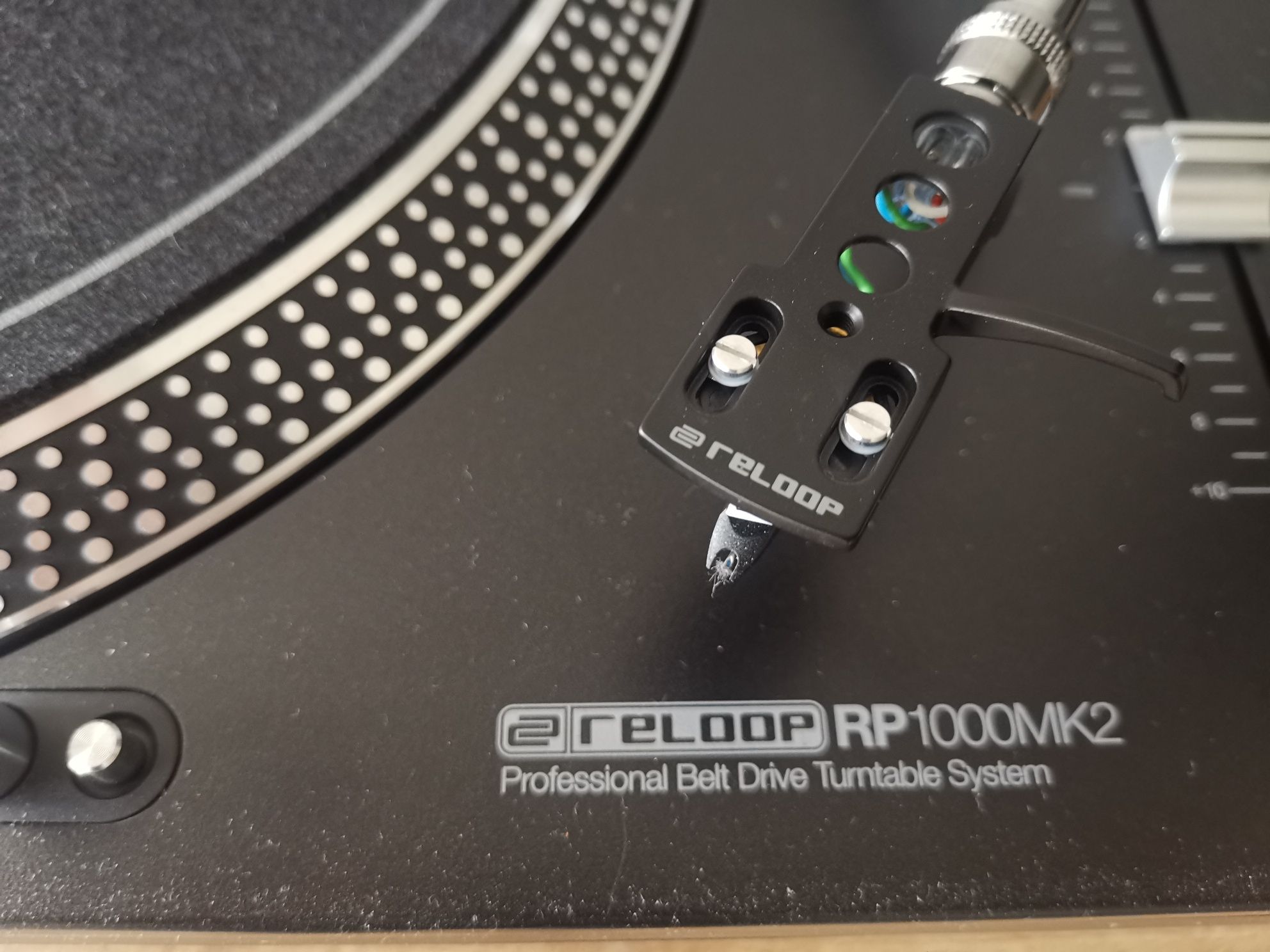 Gramofon reloop RP1000MK2