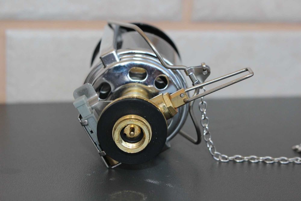 Газовая лампа на газу. Газоваий ліхтарик, світильник для дачі кемпінгу