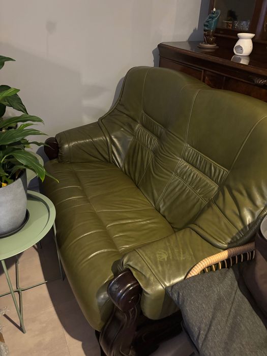 Skórzany zestaw wypoczynkowy meble Alexander + stół dębowy KLER