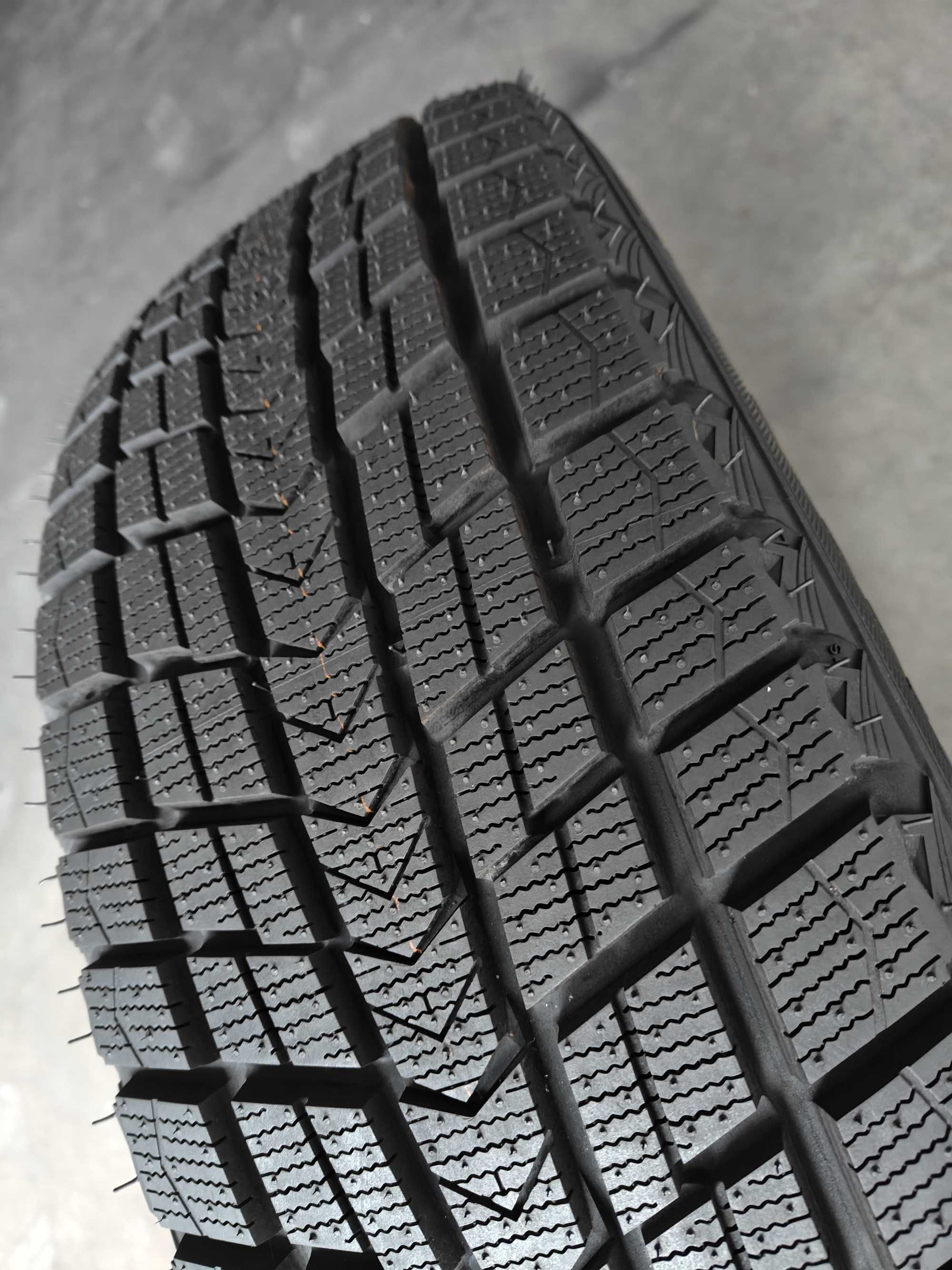 1шт. R18 225 60 шина зимова Nexen Winguard Ice Plus арктична липучка