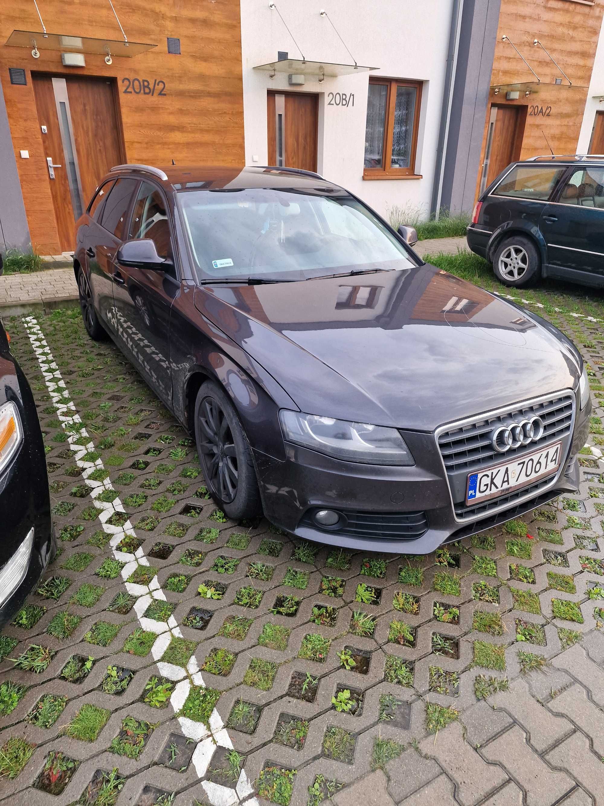 Audi a4b8 2.0 TDI 2008r