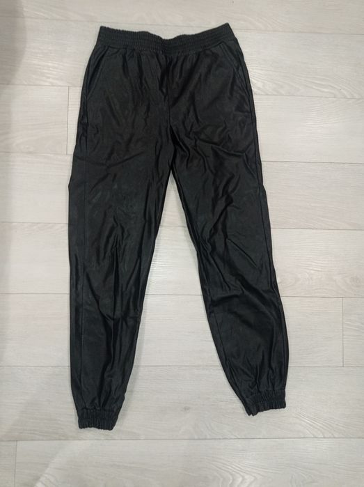 Стильні шкіряні  штани