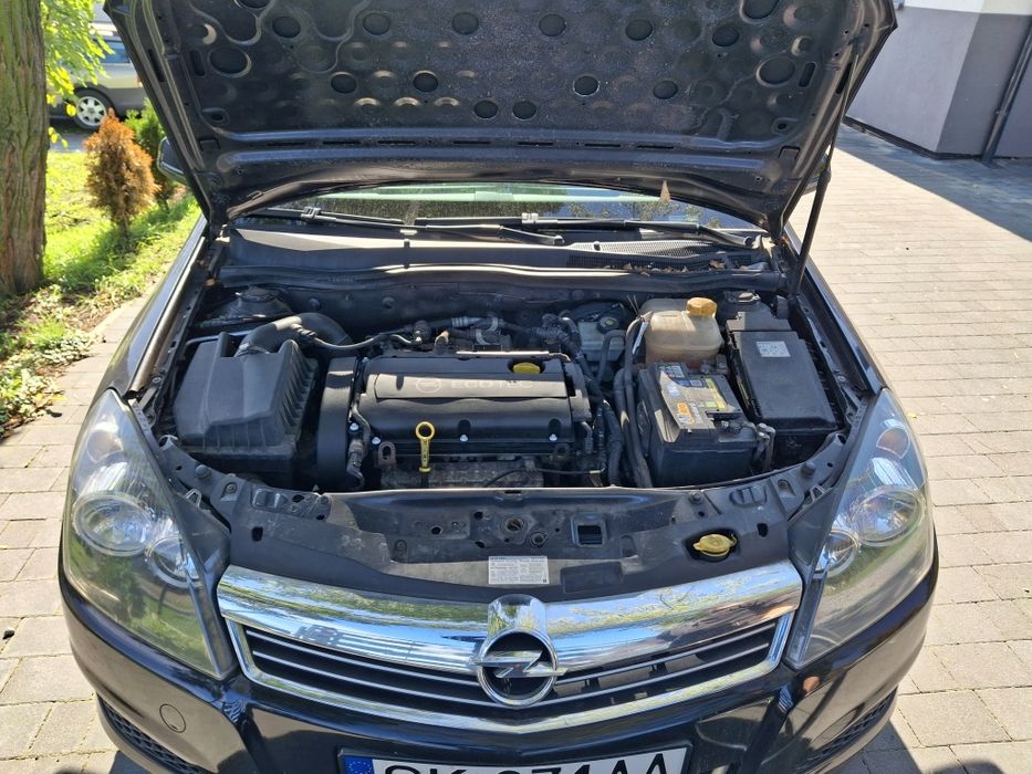 Opel Astra H 2011
