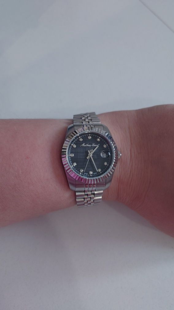 Жіночий годинник швейцарського бренду Mathey- Tissot