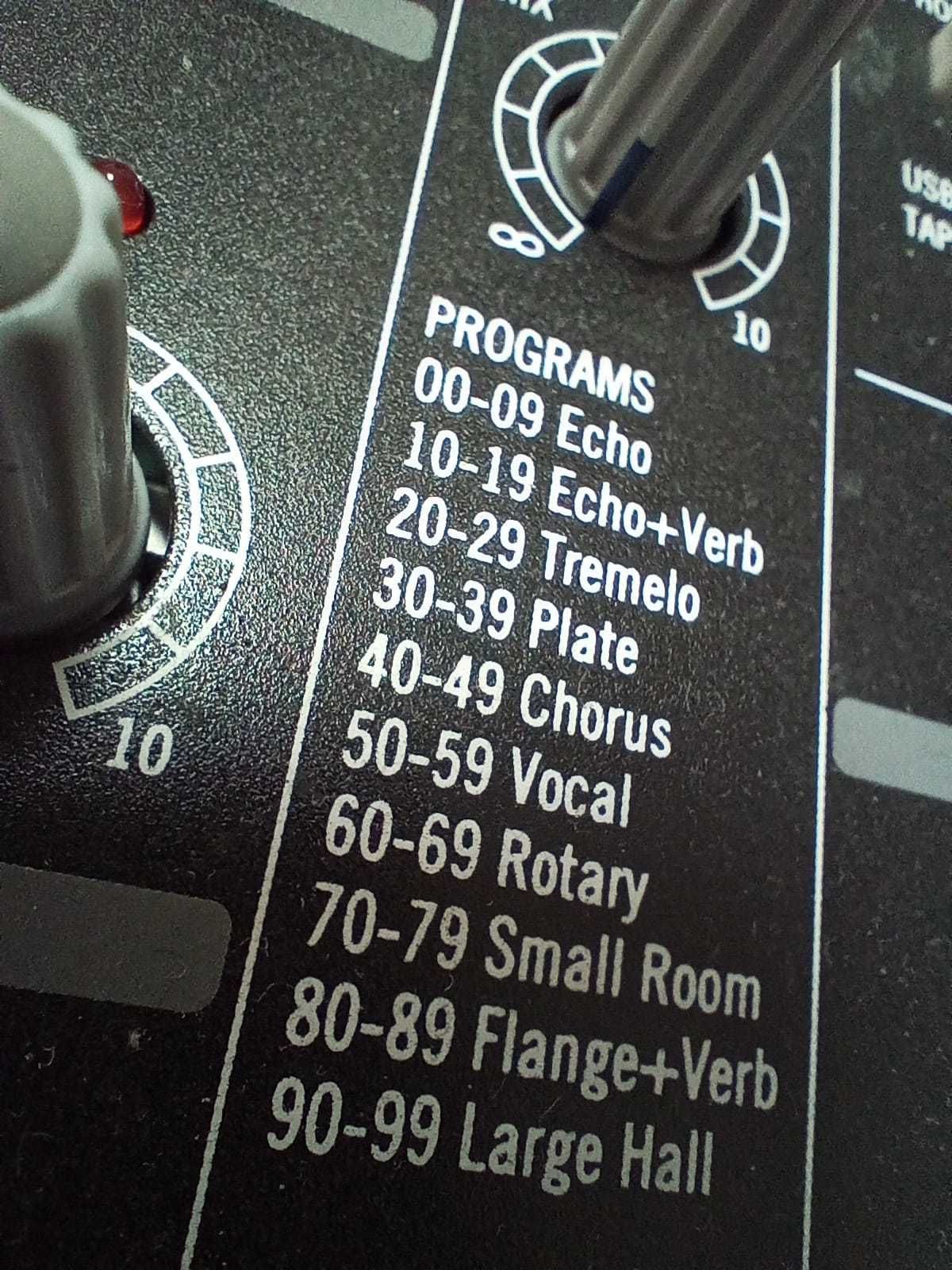 Samson MixPad MXP124FX - mikser analogowy