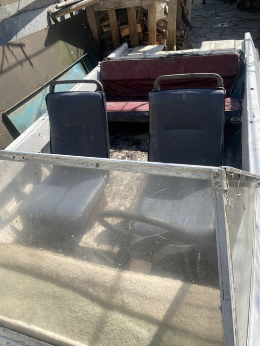 Продам лодку крым