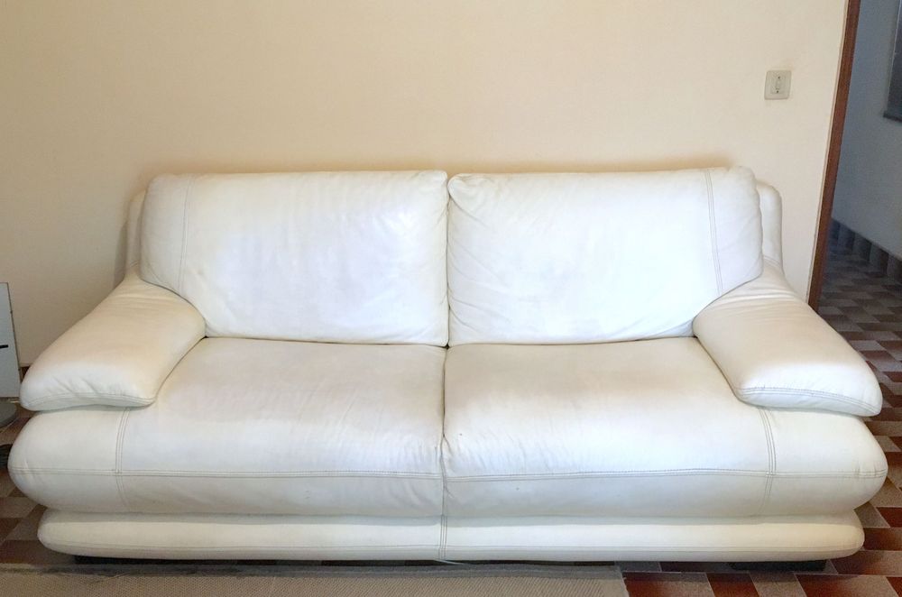 Sofá branco de couro genuíno