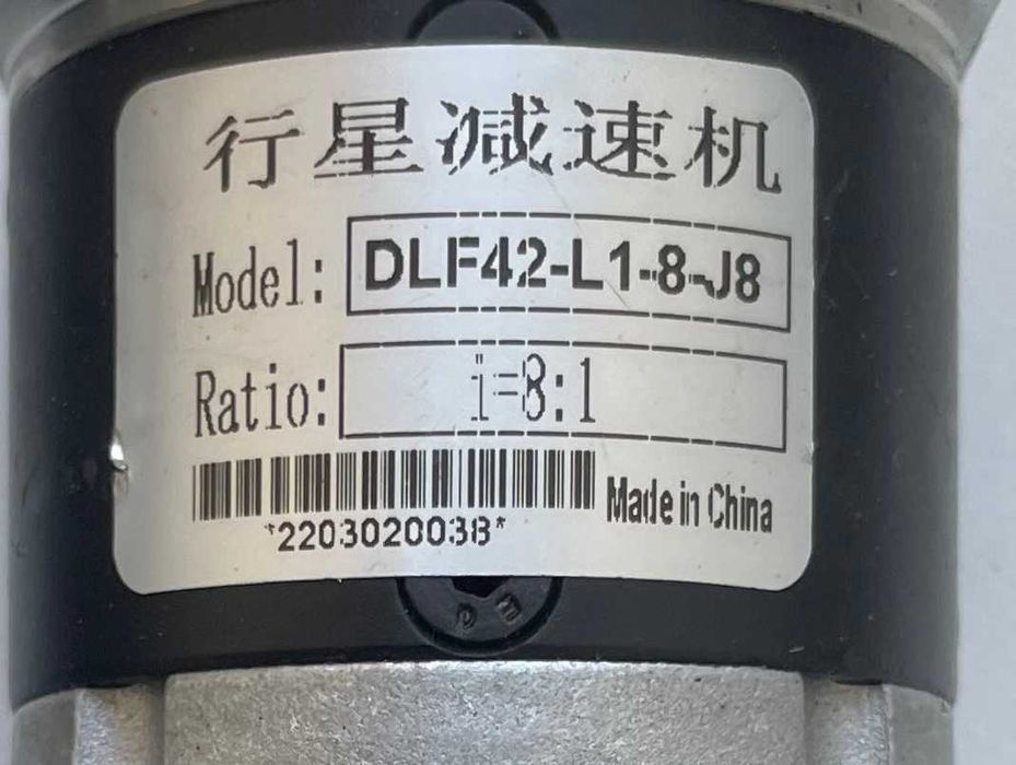 Прецизійний кроковий двигун із планетарним редуктором