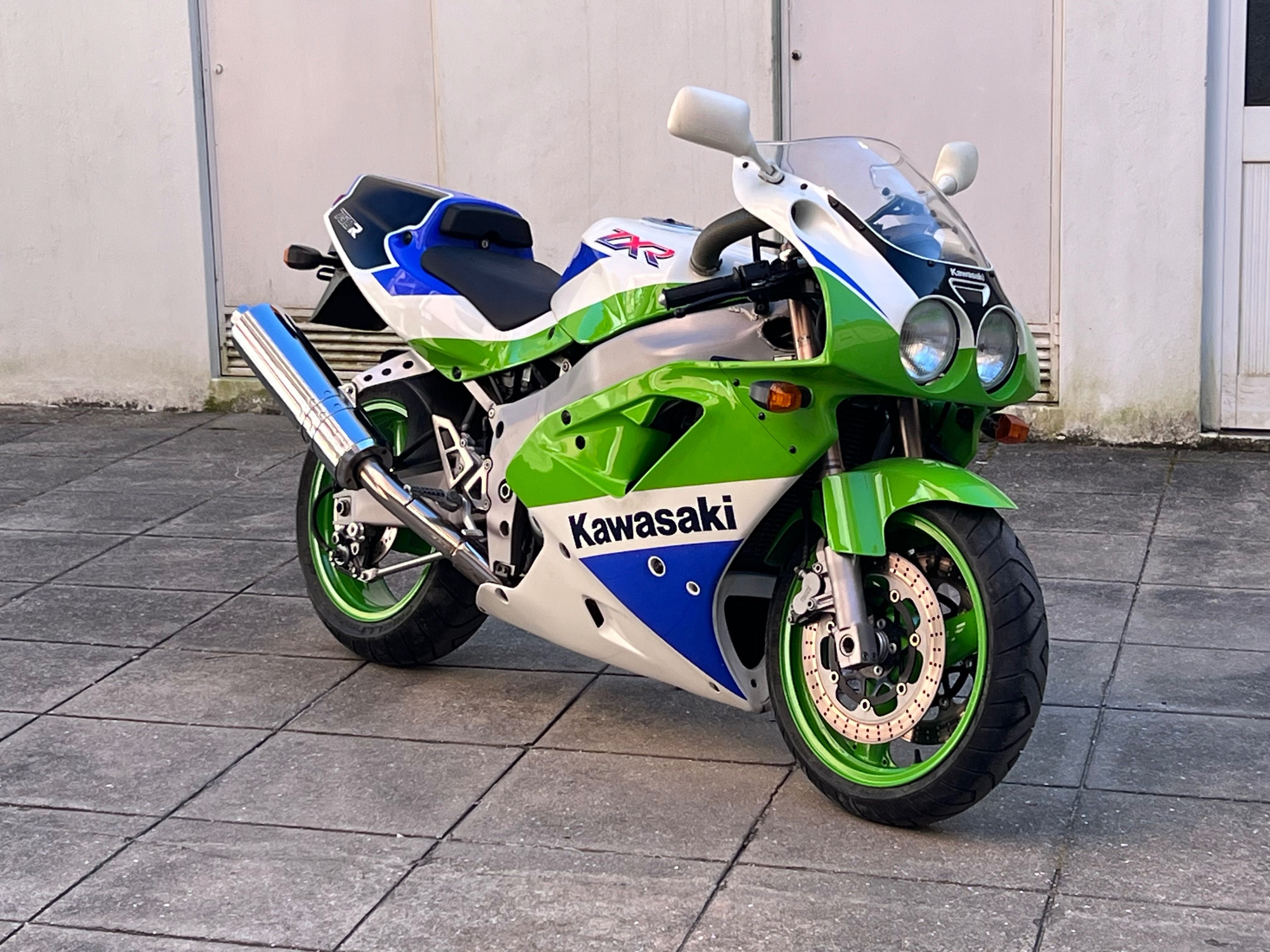 Kawasaki ZXR750R "K"