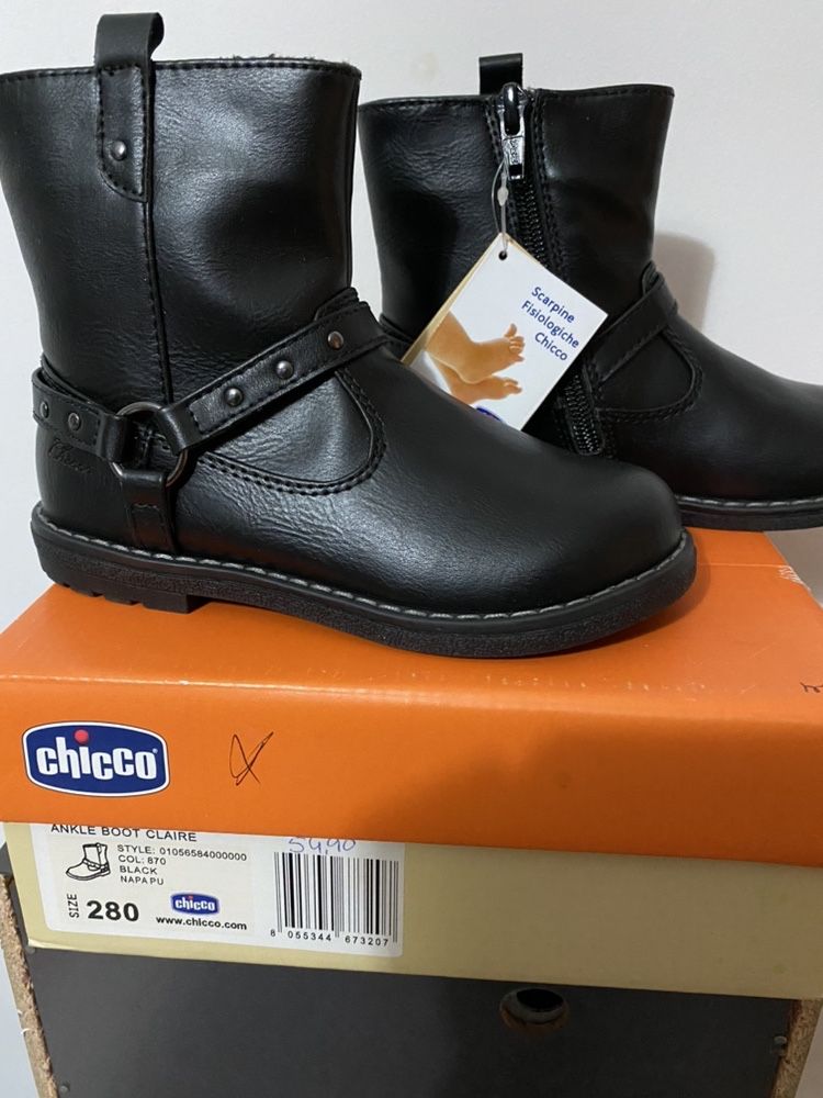 Botas chicco tamanho 28