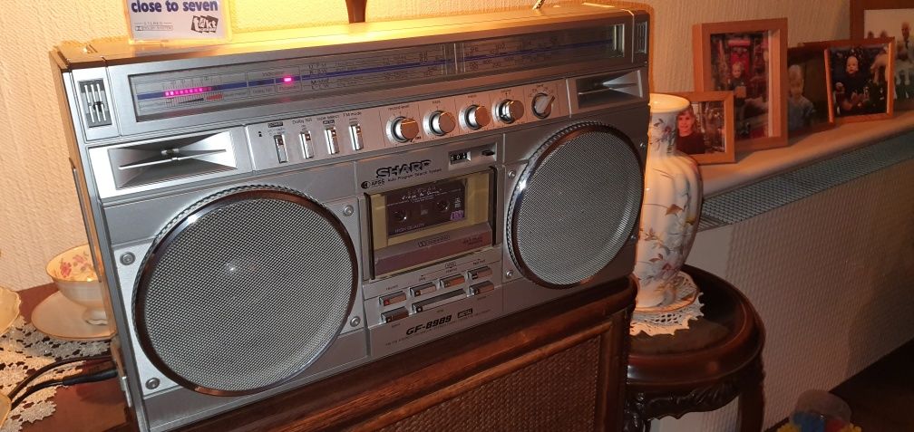 Radiomagnetofon SHARP - IDEAlny Booomboxxx