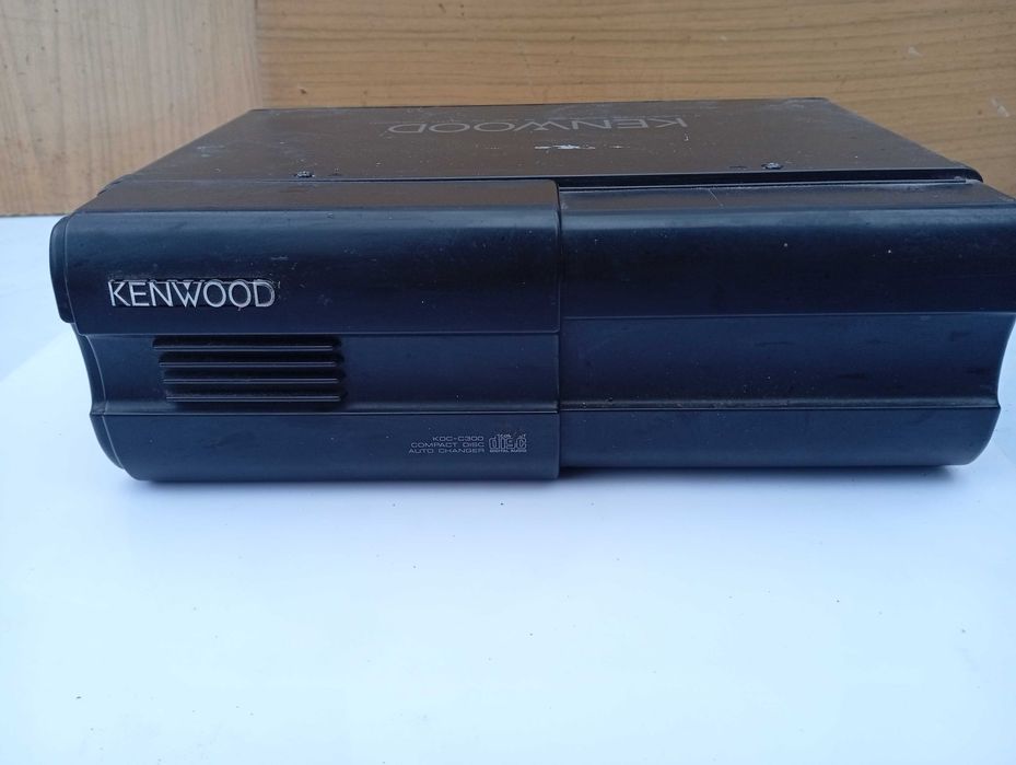 Kenvod  пристрій для дисків