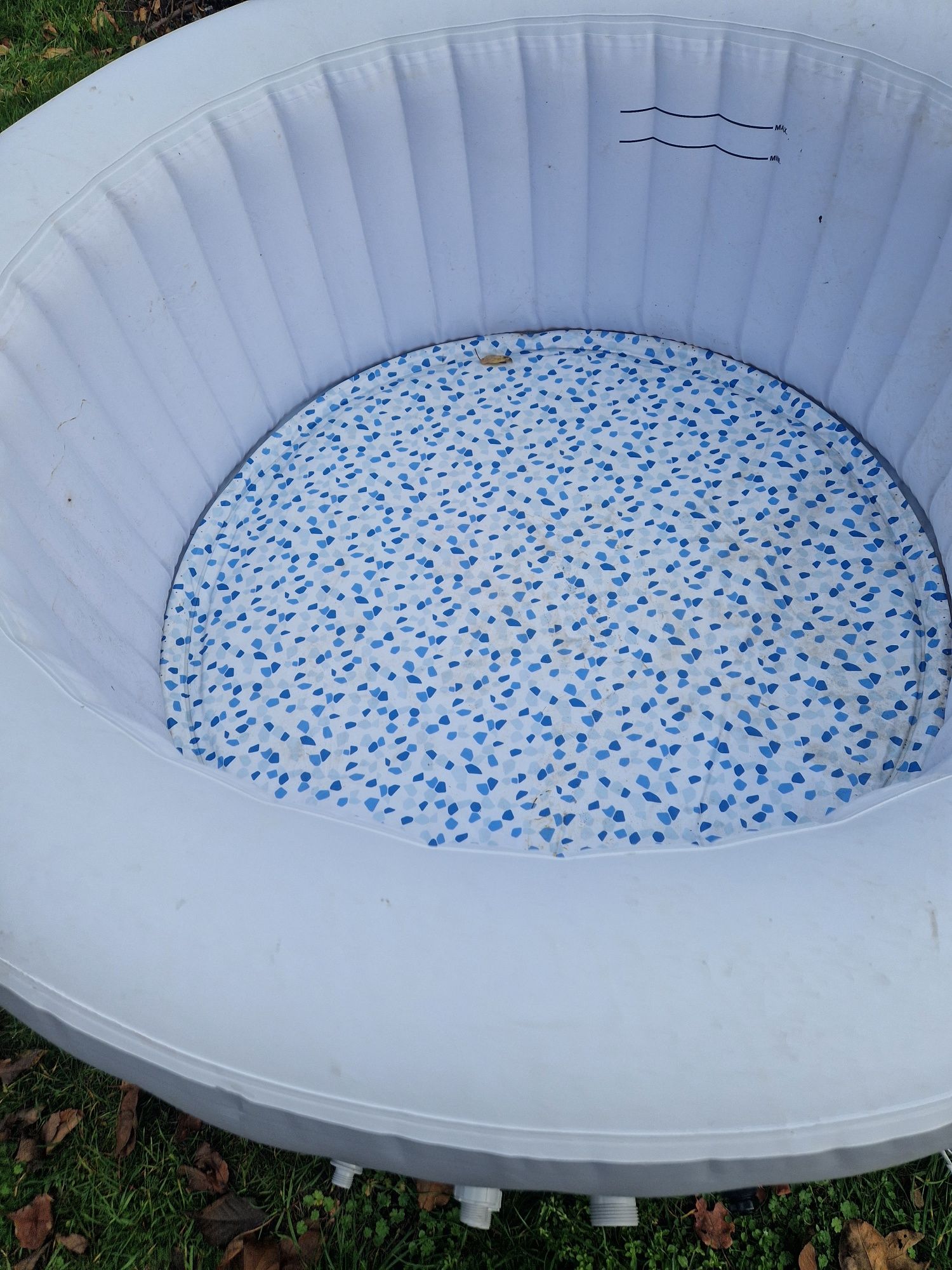 Basen niecka do jacuzzi Bestway lay-z spa st. LUCIA