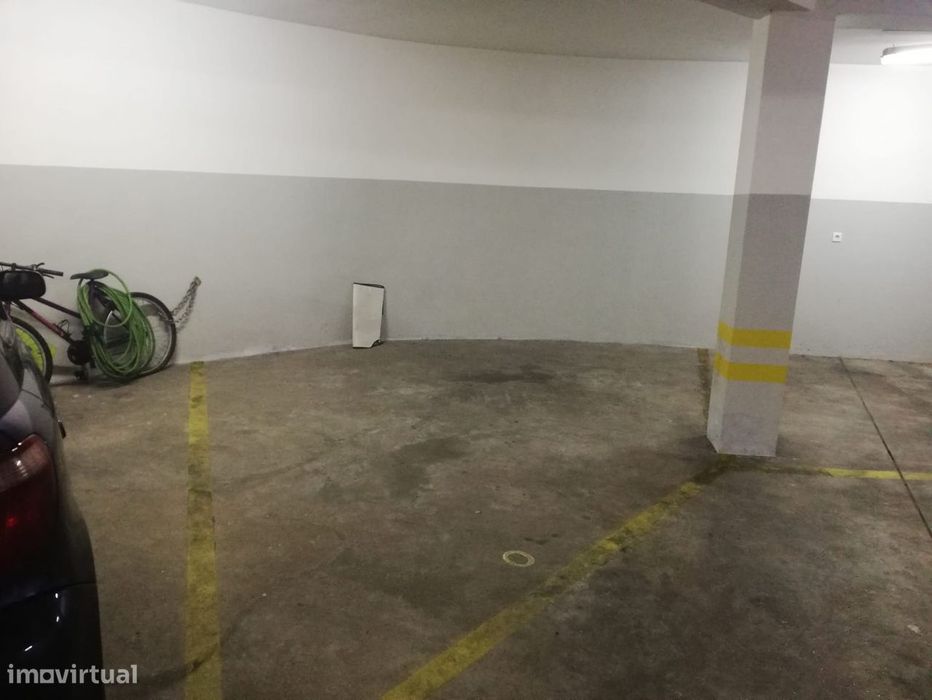 Lugar de garagem na Senhora da Hora