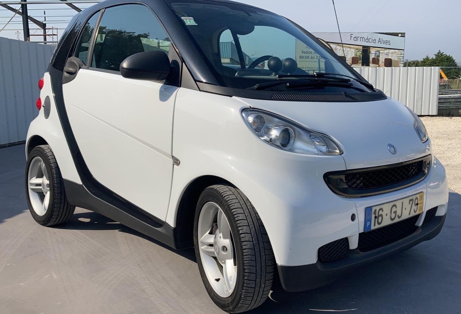 Smart Fortwo (W451) Pure gasolina 61cv (avaria)