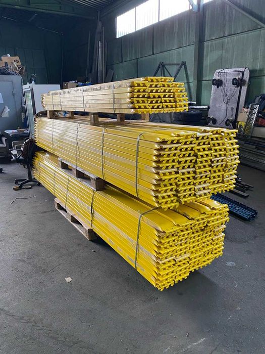 Паллетные стеллажи новые и б/у В наличии Стелажі в наявності