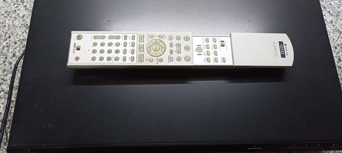 Продам DVD player Sony rdr - gx 210