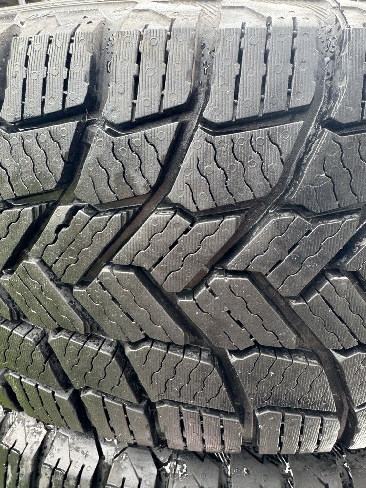 Комплект зимових шин Michelin X-Ice Snow 195/60 R15, opel