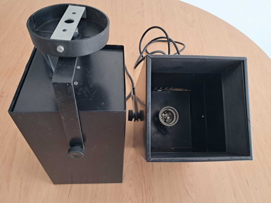 Focos de Projeção de Luz (2 Unidades)