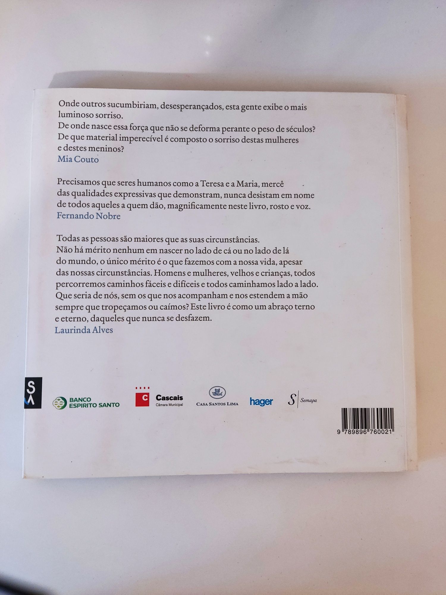 Livro Castelos de Algodão Doce de Maria Almada e Teresa Champalimaud S