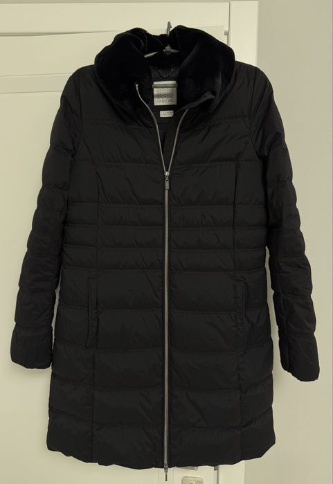 Жіноча куртка Geox