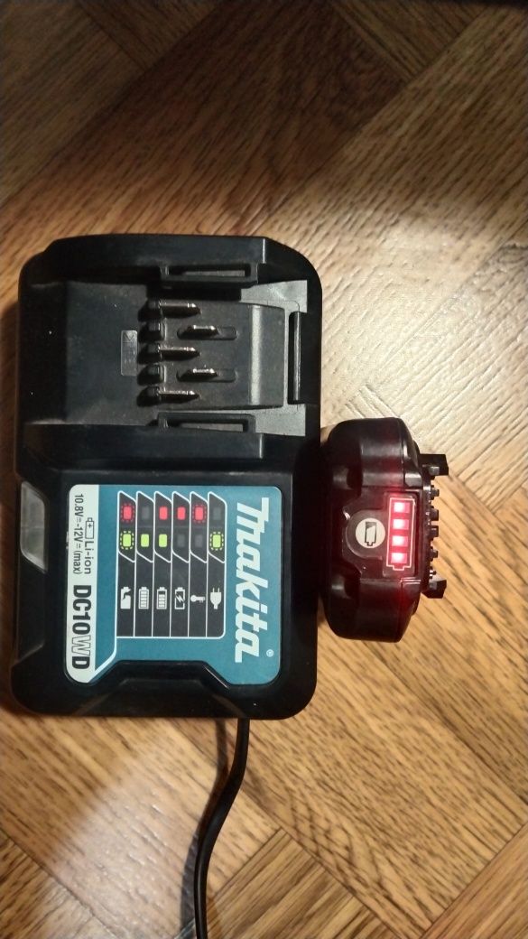 Зарядное устройство оригінал makita plus 1 аккумулятор
