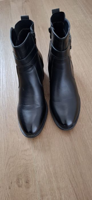 Sprzedam buty damskie