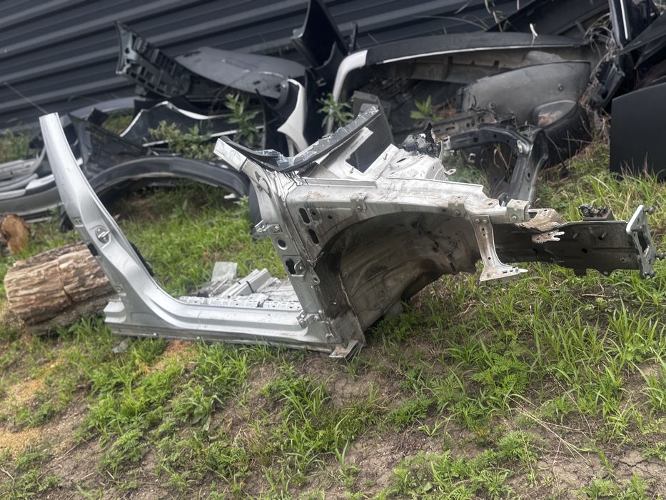 Четверть поріг Volkswagen Passat B8