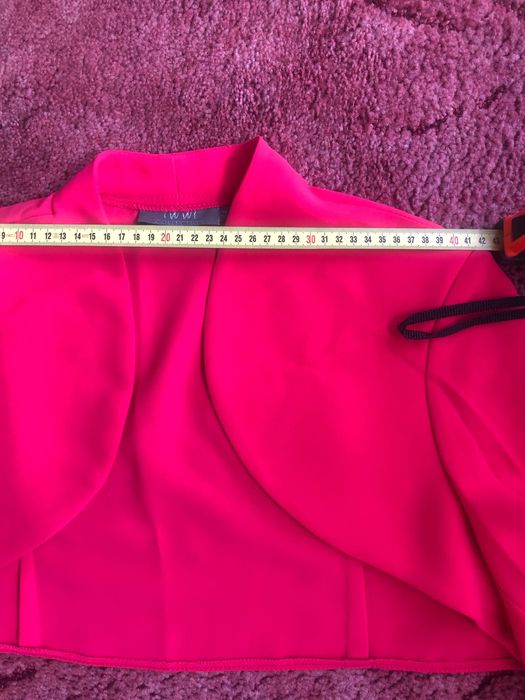 Sukienka malinowa marki iwwi