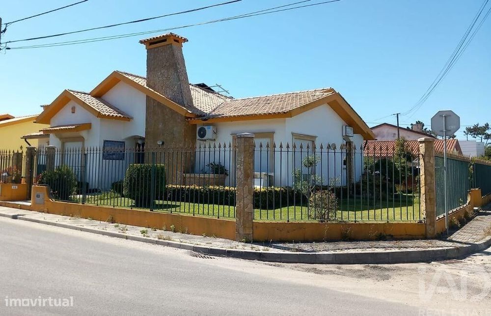 Casa T4 em Gafanha da Encarnação de 258,00 m2