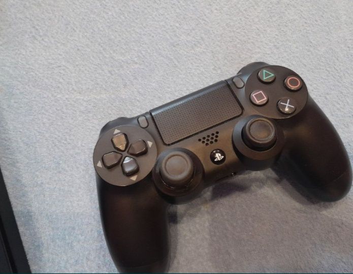 PlayStation 4 slim 500 po czyszczeniu