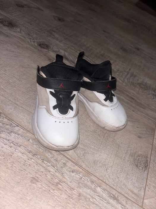 Кросівки хайтопи Nike Jordan 24р