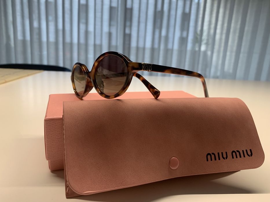 Miu Miu- oculos de sol