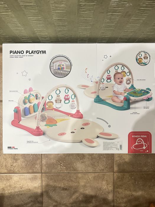 Розвиваючий килимок Piano Playgym з іграшками