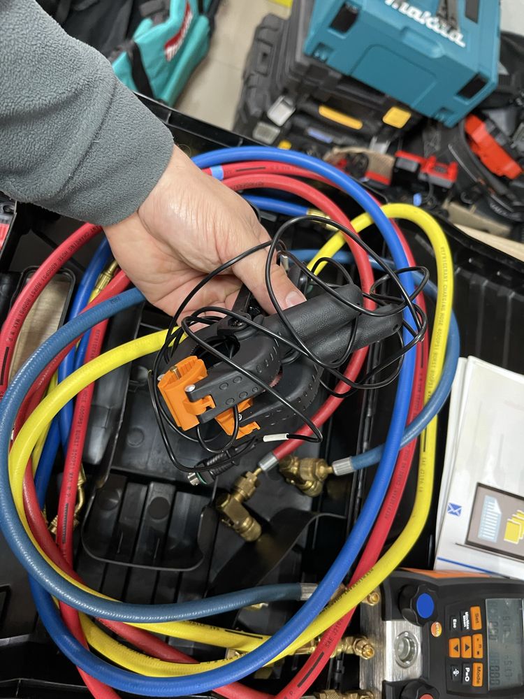 Testo 550 / манометричний колектор з шлангами Тесто
