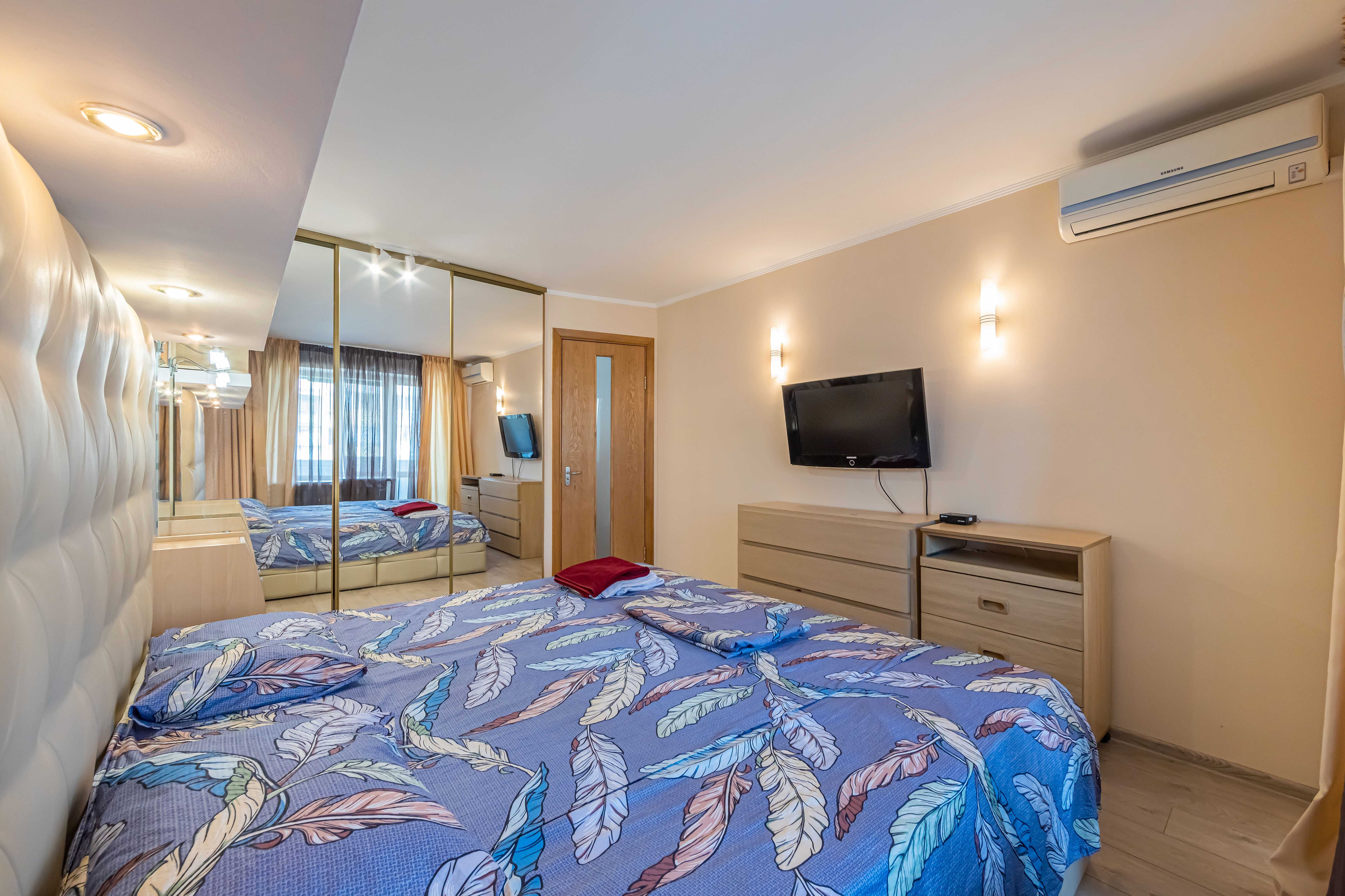 3 кімнатна студія в центрі, Коновальця, 15